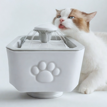 Fuente de Agua Automática para Gatos y Perros (2.5L) – Ultra Silenciosa, Triple Filtración y Frescura Continua
